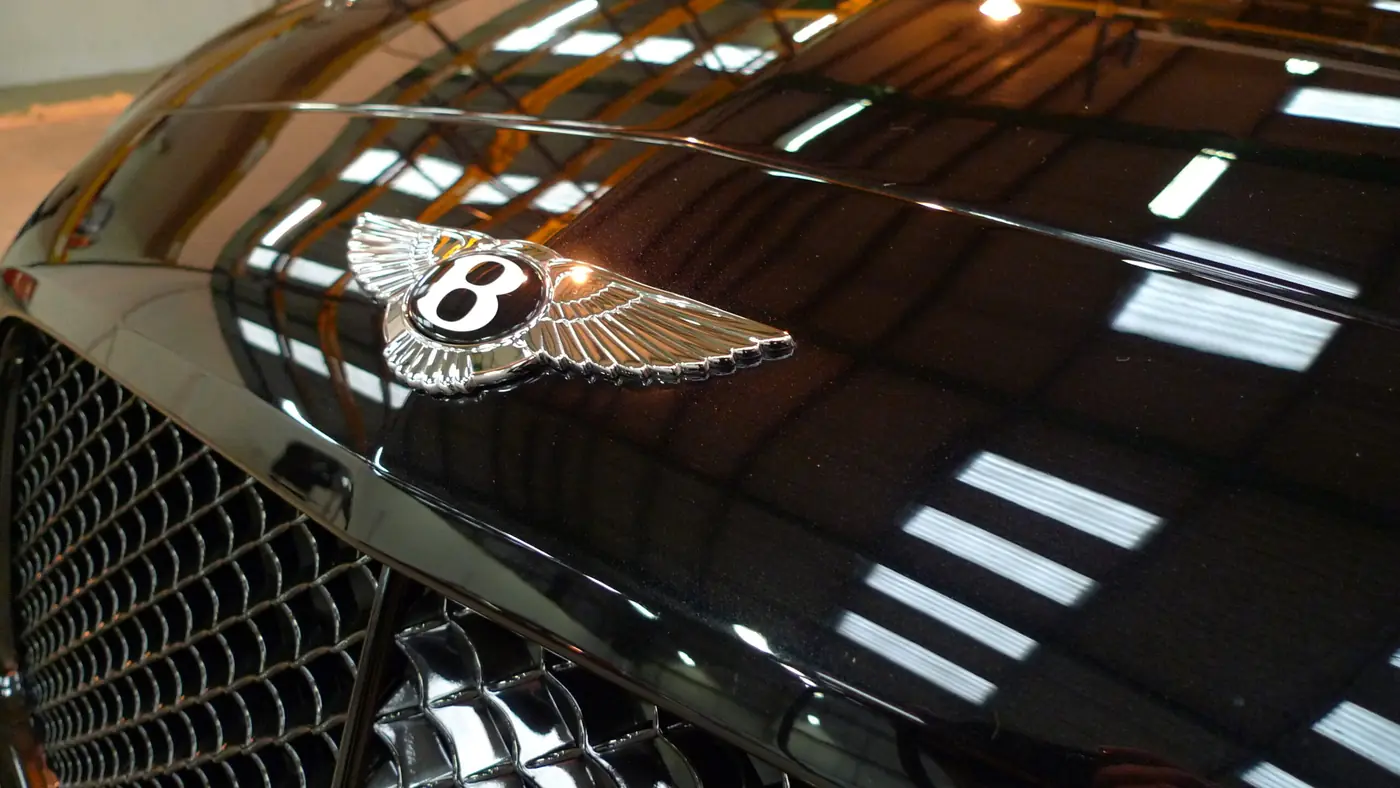 Bentley grille and polished bonnet