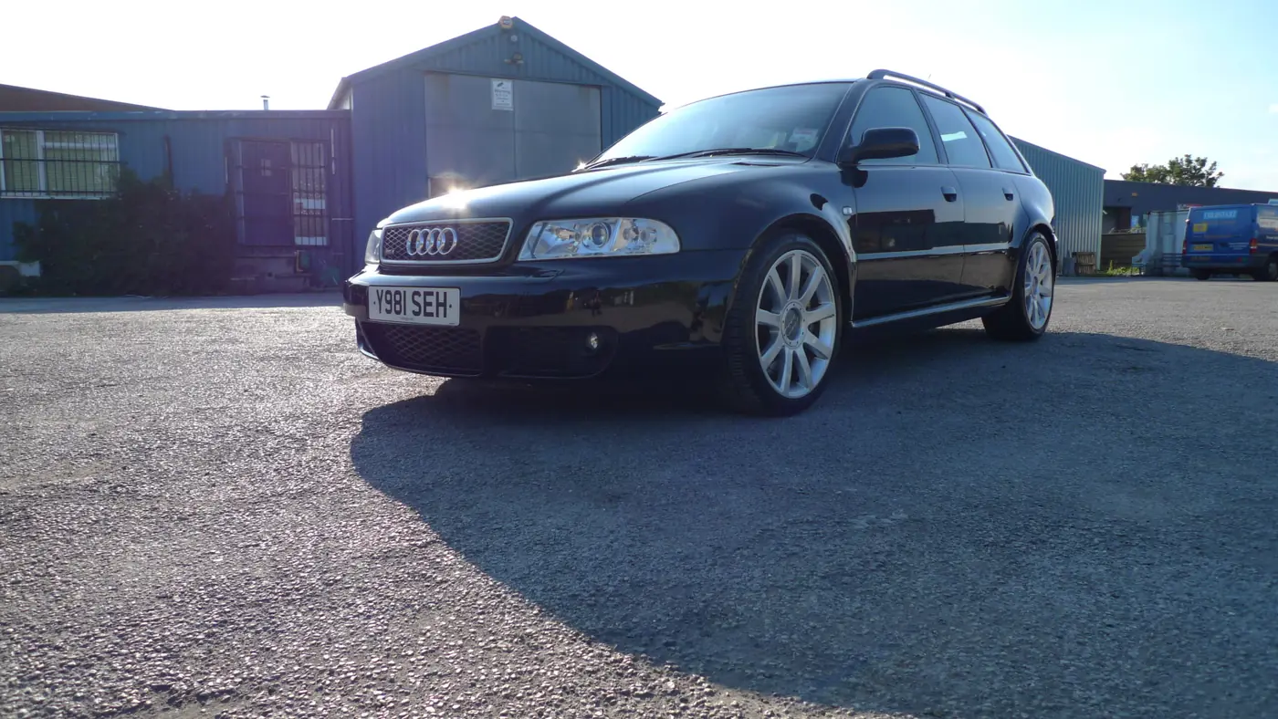 Black Audi RS4 Avant